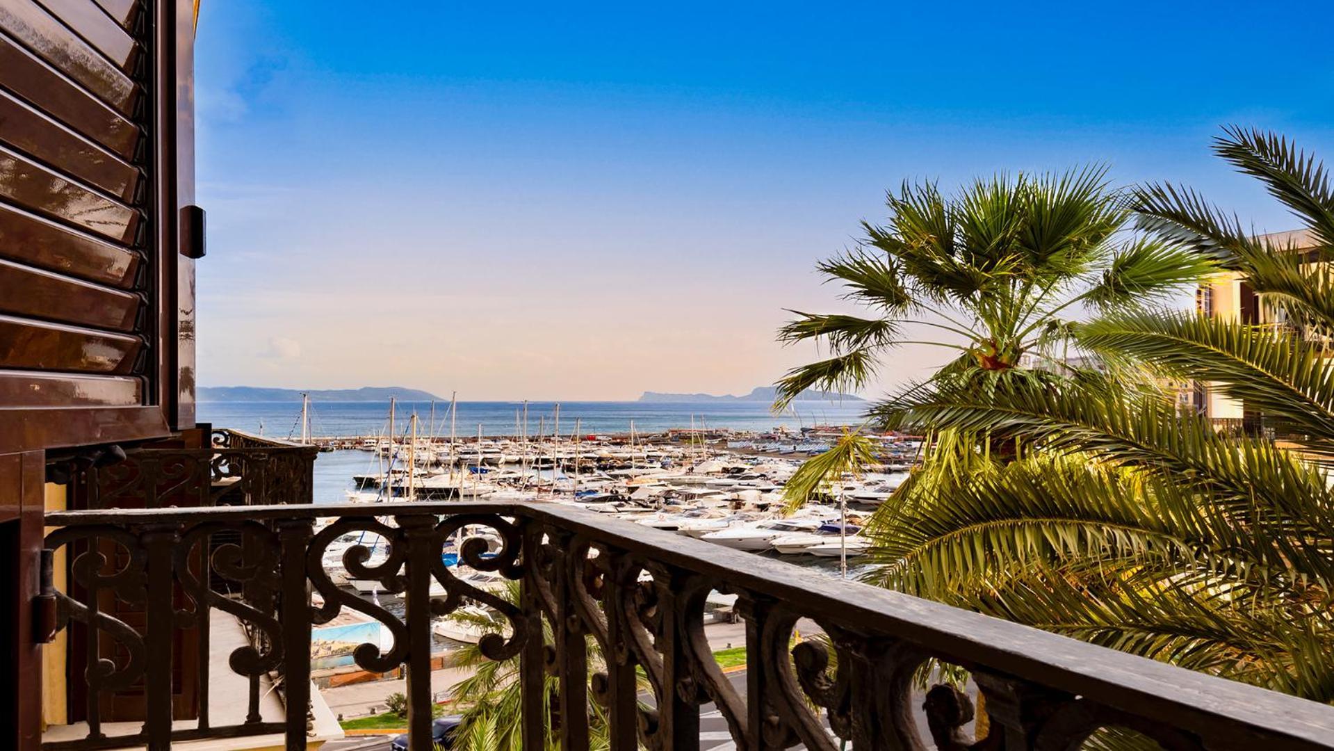 Caracciolo 10 Bed & Breakfast Naples Exterior photo